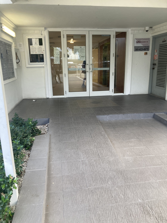 Entrance - Dadeland Building