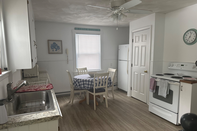 Kitchen - Newly Renovated Home Bonnet Shores