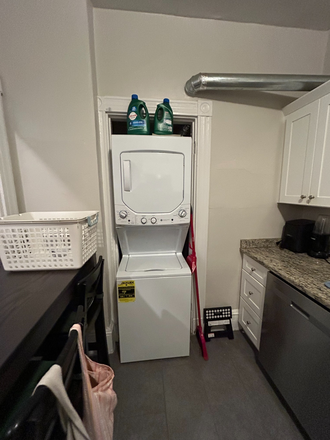 Laundry - 4 Bed Available 9/1/26! *CONTACT NOAH 603-470-8181 Apartments