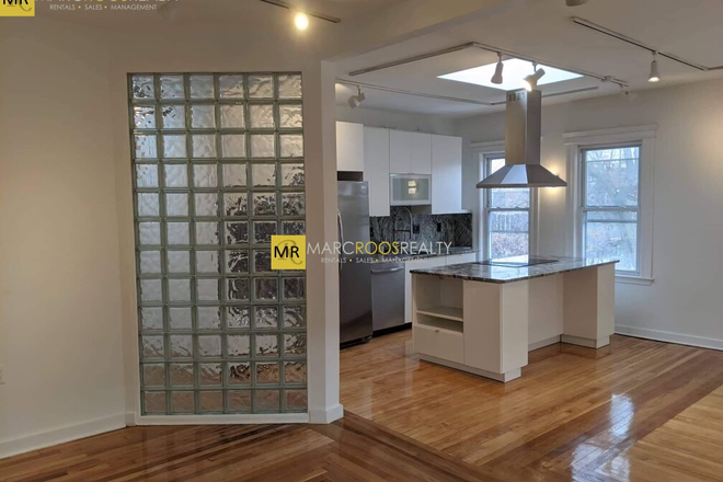 Call NOW for showings! 617-236-8600 - HARVARD ST - *NO FEE* LUXE 3BR IN CENTRAL SQ AVAIL *9/1/2026* W/ IN UNIT LNDRY, 2 BATHS, SHARED YRD! Apartments