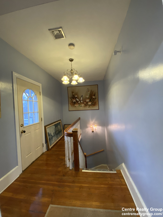 Entryway - No Broker Fee 6 Bed Top Floor Updated JP Apartment by Orange line!