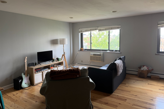 Living Room - Wrightwood Condominium