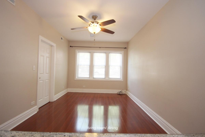 Living - 2 Bedroom Apartment in Medical District (w/ laundry)