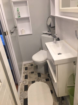 Bathroom - Studio MIT/Kendall -all utilities included+ not fee Condo