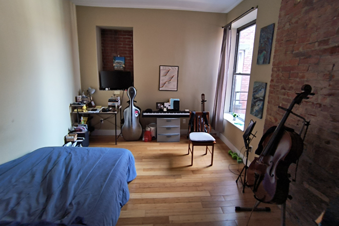 Bedroom on offer - Woodburn Apartments