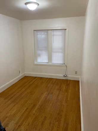 Bedroom - Seconds from Medical Area! Apartments