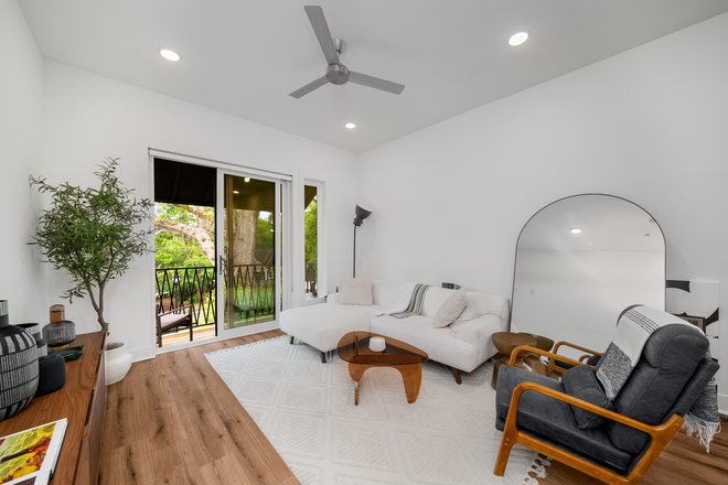 Living Room - Modern Townhome Located 9 MINS from Emory University | Morningside-Lenox Park