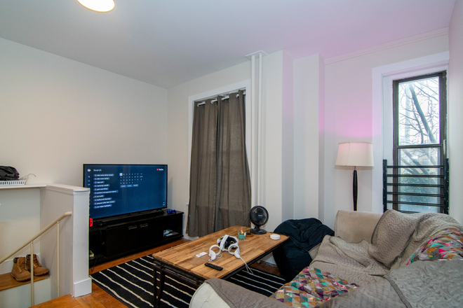 1 - BU South Campus 4 bed Condo for rent 9/1/26 2-level unit great location