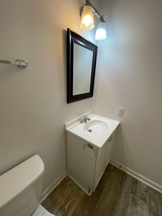 half bath - Spring Garden Apartments