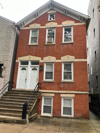 837 S. Miller - 837 S. Miller/ 4 Bedroom, 1 Bath Apartments