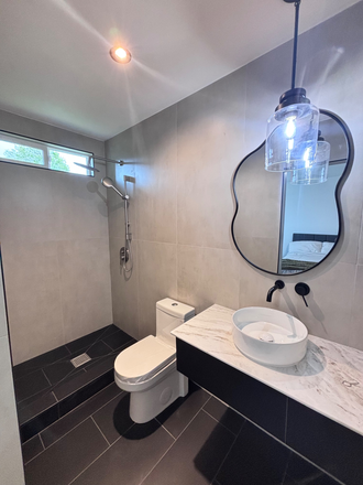 bathroom inside suite - Brand-New High-End Remodel | Fully Furnished Modern Luxury 6BR/4BA Near UCR House