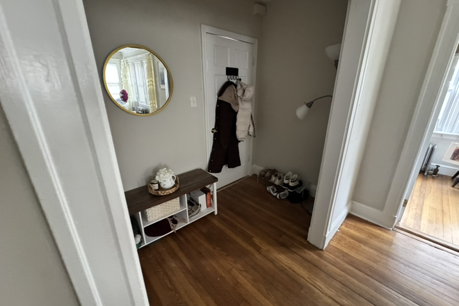 Front entry - Summer Sublet - Furnished Room in 4 bedroom apt