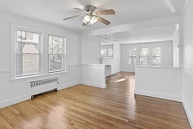 . - SEPT 2026 - GREAT 2 UNIT HOUSE IN BRIGHTON