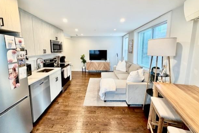 Call NOW for showings! 617-236-8600 - HANOVER ST - LUXE NEWLY RENOVATED 2BR/1BA IN NORTH END FOR *9/1/2026* W/ IN UNIT LNDRY, HW INC, DW! Apartments