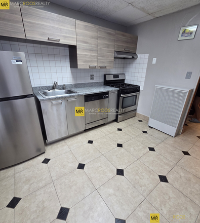 Call NOW for showings! 617-236-8600 - COMM AVE - *HALF FEE* RENOVATED 3BR/1BA AVAIL *9/1/2026* W/ LRG BDRMS, H&HW INC, DECK, LNDRY ON SITE Apartments