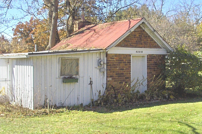  - 1 Bedroom 1 Bath Duplex