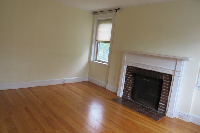 Living Room - 2 Bedrooms Garden Street Near Radcliffe Condo