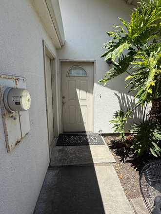 Separate front entry - Rockridge Cottage Near UCB