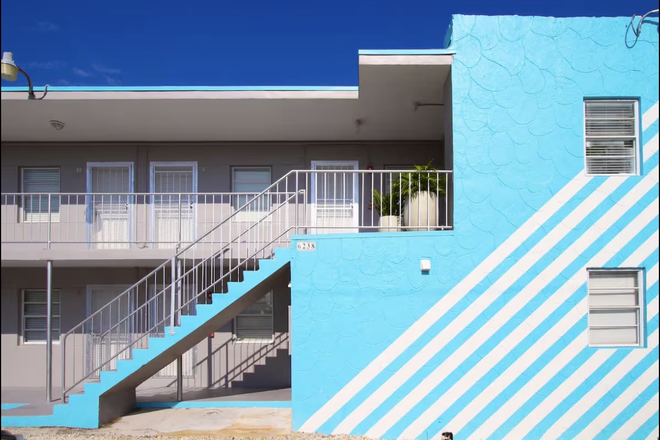 exterior - SoMi Happy Livin'