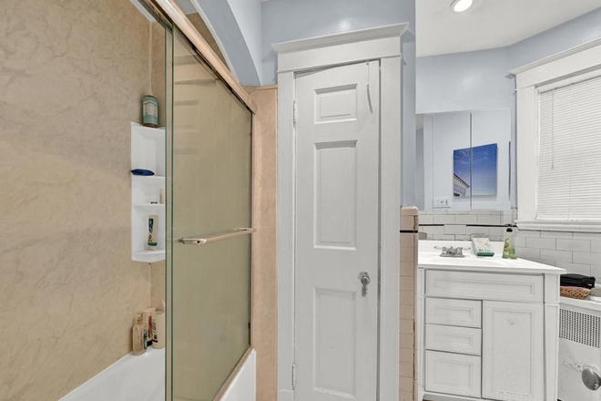 Bathroom 3 - Comfortable and Convenient Housing at Ridgemede Rd., with Owner occupied Townhome