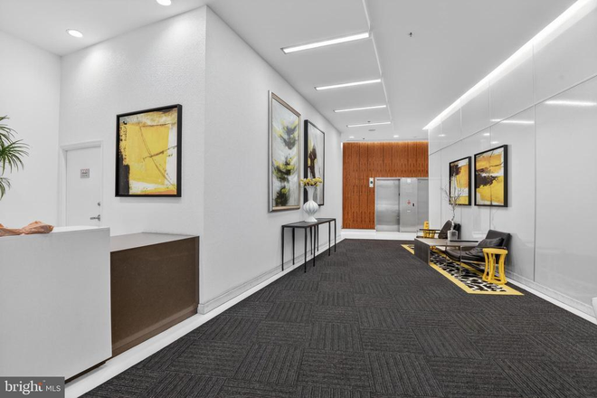 Lobby - 1 Bedroom/1 Bathroom Condo CLOSE TO CAMPUS **No Roommates**