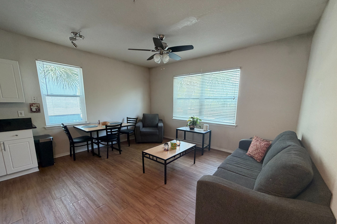 Living room - The Verge Orlando Apartments