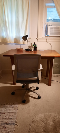 Desk - 1 Bedroom Available in Lovely Neighborhood Townhome