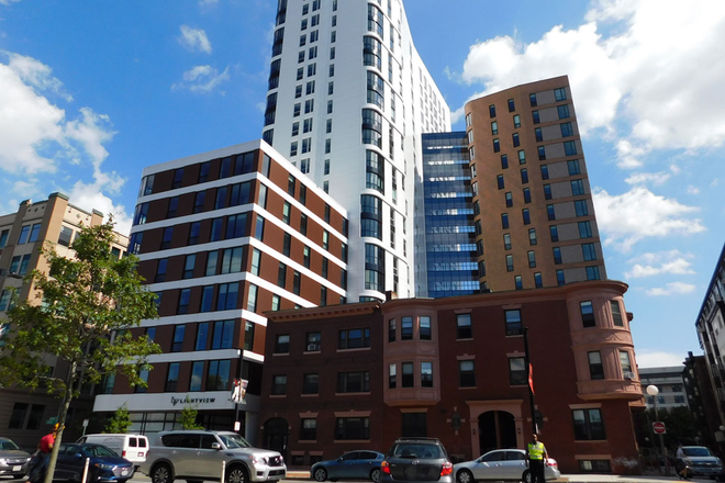 Building - LightView Apartments (Right across Northeastern!)