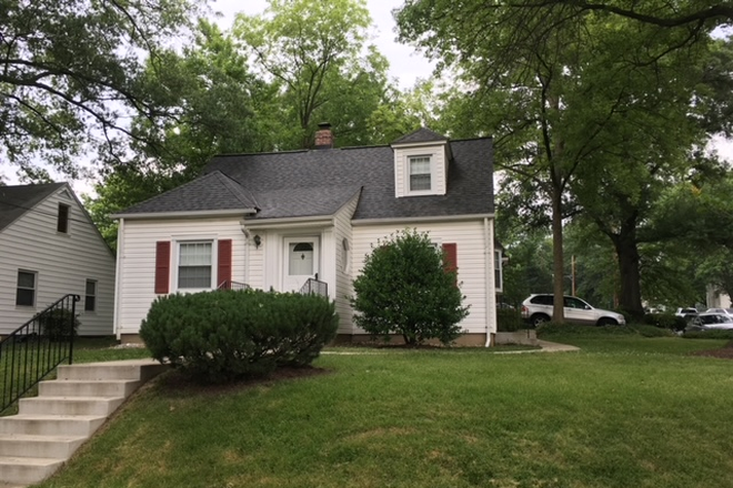 Front the house - Gorgeous House available in College Park close to UMD campus!!