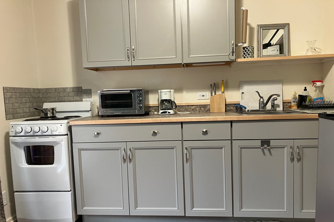 Kitchen - Cozy Studio-Partially Furnished/Unfurnshed House