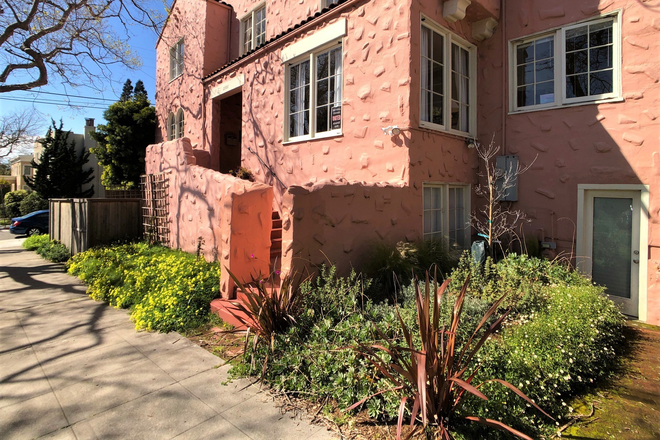 Exterior, 2301 Cedar St - N. Berkeley Furnished 2BD/1BA Apt. 4 blocks to UC, Gourmet Ghetto, -