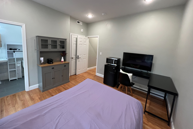 Bedroom 1 - 14-16 Hamilton Road Apartments