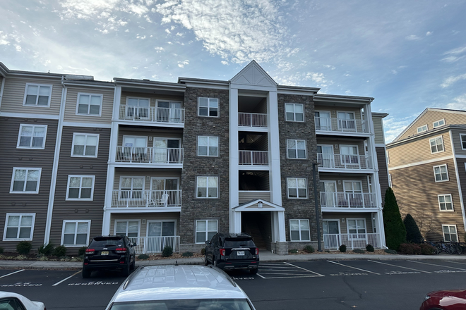 Outside view (apartment is on the 4th floor) - Upscale Apartment Close to Campus