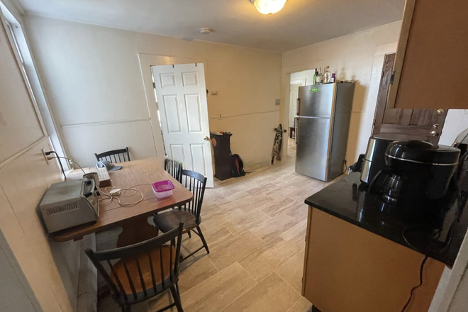 Kitchen - *NO BROKERS FEE!* Spacious, Renovated 3 Bed / 1 Bath available 9/1/26!! Apartments