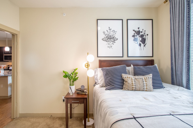 bedroom - Bedroom with bath available for sub lease in a 4x4 male apartment in Northpoint crossing