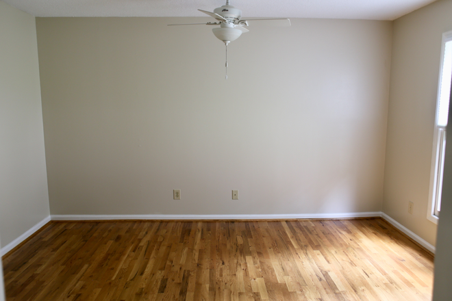 Living Room - Charming 3BR/2BA Home Steps from Duke Forest, 2 miles from Duke Campus and Duke Hospital.