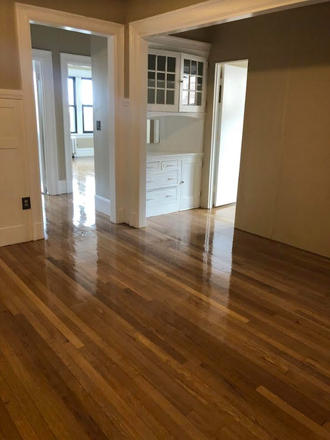 Call NOW for showings! 617-236-8600 - PARK DR - AUDUBON CRCLE TRUE 3BR/1BA BY CAMPUS FOR *9/1/2026* W/ H&HW INC, LNDRY IN BLDNG & *NO FEE* Condo