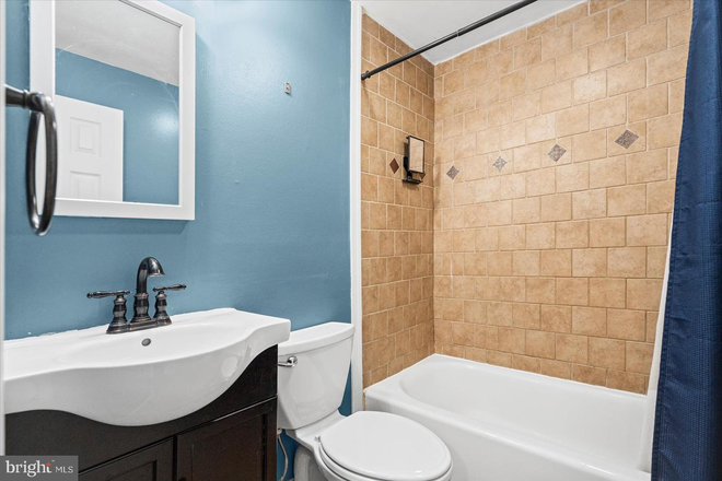 Bathroom - Federal Hill Townhouse