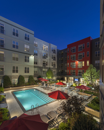 Pool Courtyard - Hanover Alewife Apartments