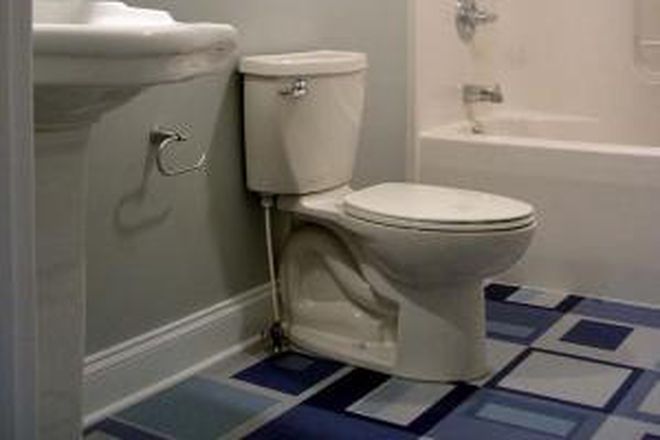 bath - 311 south federal street Apartments