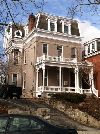 2325 Ohio Ave. - Large Apartment with Historic Charm Close to UC Campus