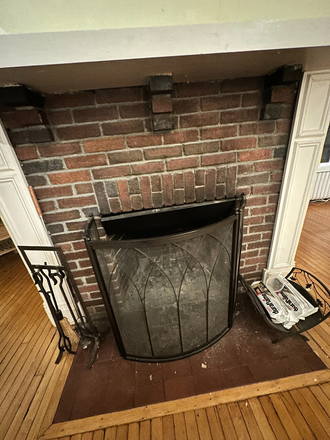 living room - $2800/mo - Sunny 1 Bed/1 Bath - Free Heat/Hot Water! Apartments