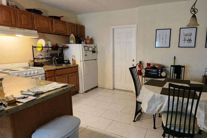 Kitchen - All Utilities Included! Furnished 2 bed, 2 bath Duplex <1 mile from campus! All Utilities Included