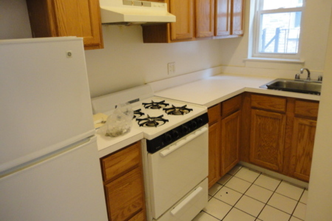 KITCHEN - FENWAY -SYMPHONY 1 BED NORWAY ST MOVE IN FEBRUARY 1ST  NO FEE Apartments