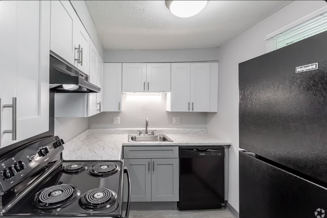 Kitchen - Meadow View 2 Bedroom/1Bathroom full apartment rental!