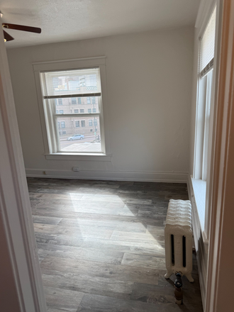 Living Space-Downtown view - The Lucerne Apartments