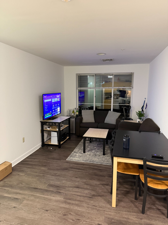 Shared Space - South Campus Commons 7 Apartment