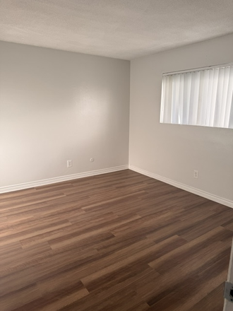 Bedroom - 🏡 LIMITED-TIME SPECIAL – Renovated 1 Bed / 1 Bath Apartment Near UCR!