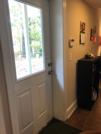 Private entrance - Fully-furnshed apartment with fenced yard, private entrance, all bills included in rent