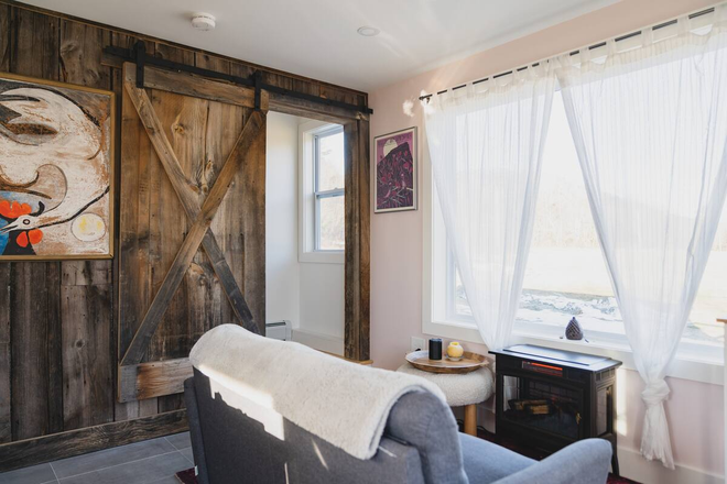 living area - One Bedroom Apartment Brand New